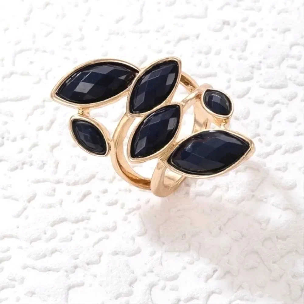 Navy Geometric Personality Versatile Leaf Single Ring Female